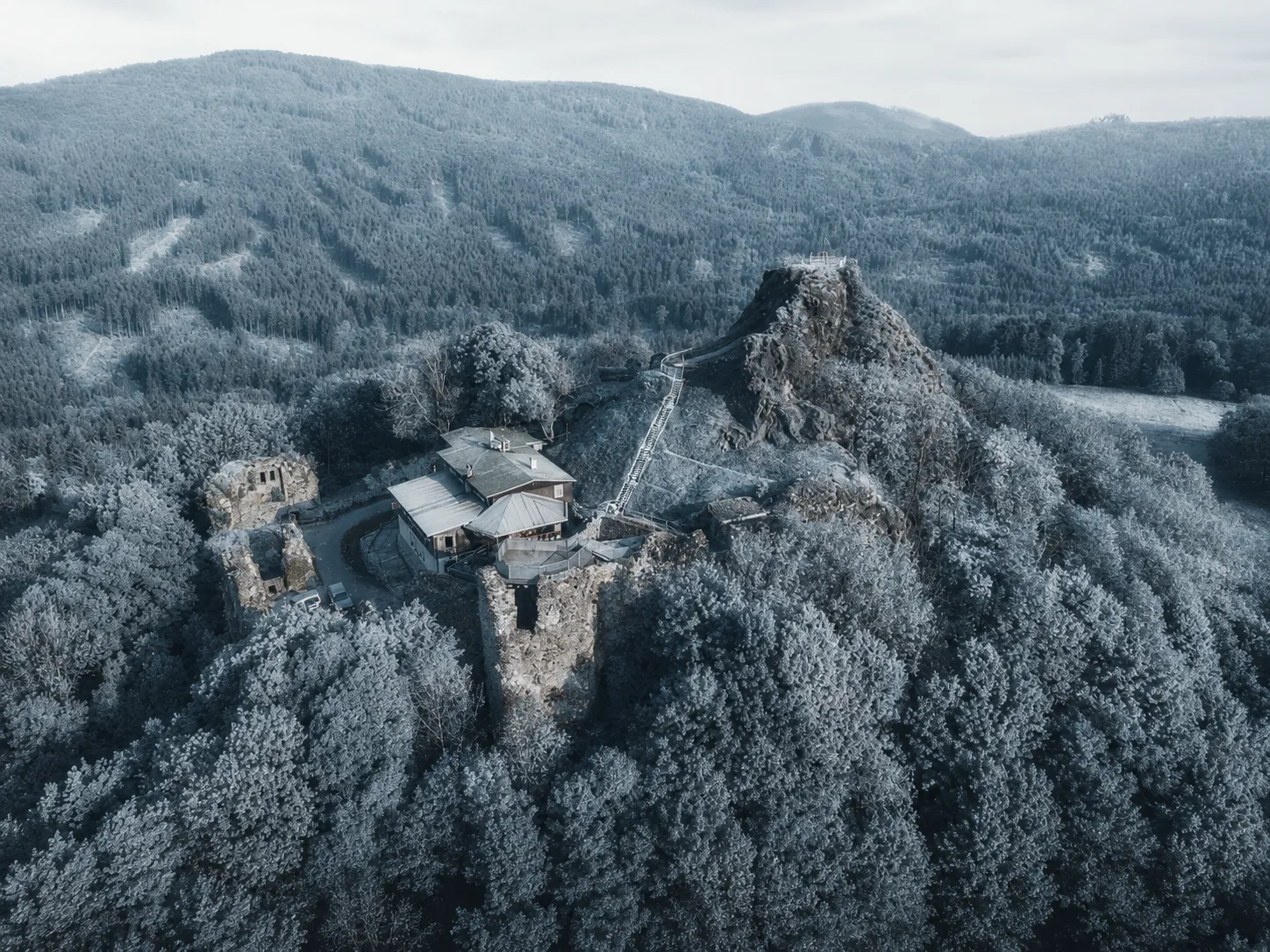 hrad_tolstejn