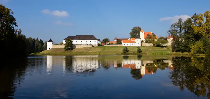 Tvrz Žumberk u Nových Hradů